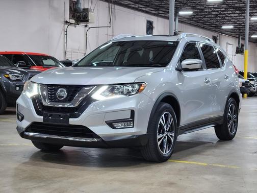 2020 Nissan Rogue SV