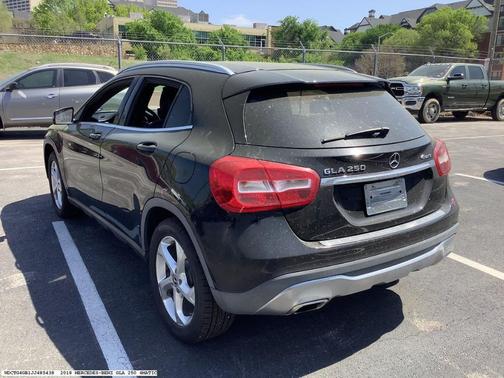 2018 Mercedes-Benz GLA 250 Base 4MATIC