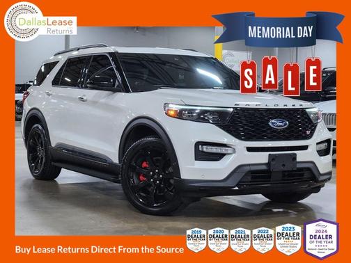 White 2022 Ford Explorer ST