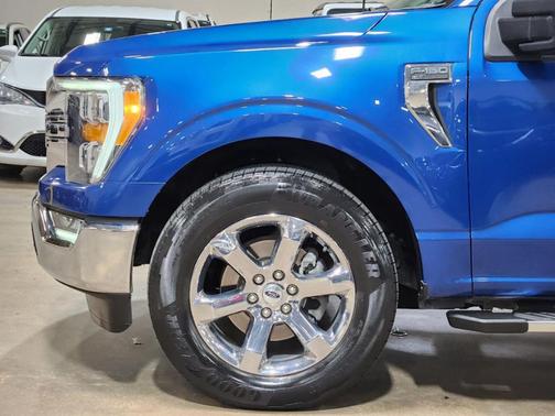 Blue 2022 Ford F-150 XLT