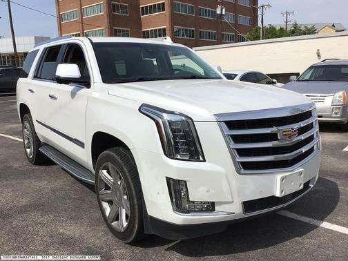 2017 Cadillac Escalade Luxury