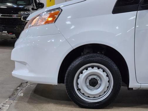 2021 Nissan NV200 S