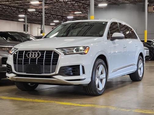 2022 Audi Q7 55 Premium