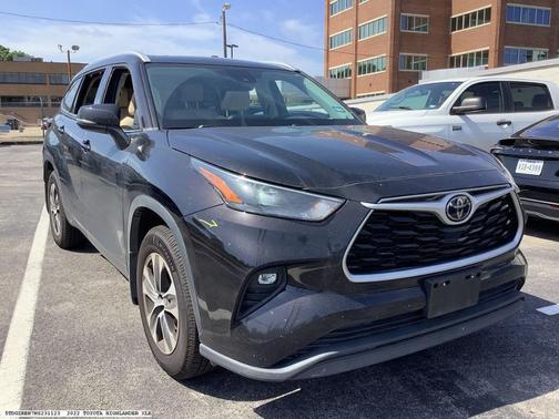 2022 Toyota Highlander XLE