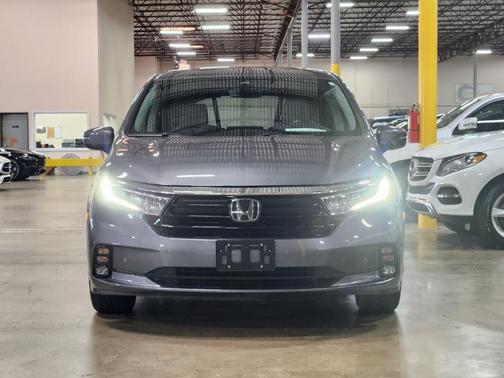 Silver 2023 Honda Odyssey Touring