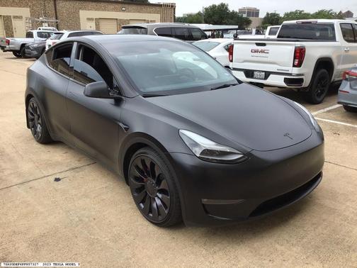 2023 Tesla Model Y Performance