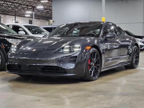 2024 Porsche Taycan GTS