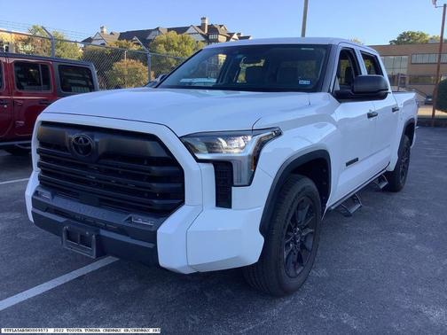 2022 Toyota Tundra SR5
