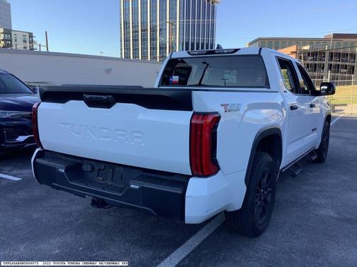 2022 Toyota Tundra SR5