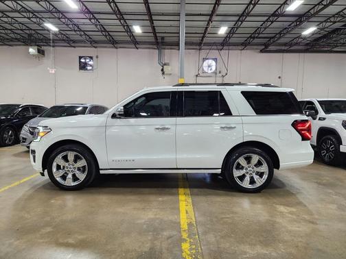 2022 Ford Expedition Platinum