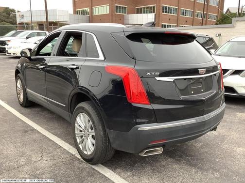2019 Cadillac XT5 Base