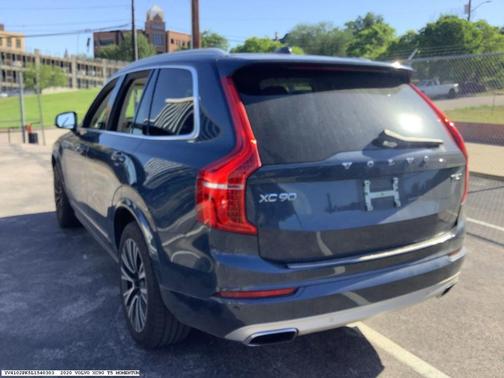 White 2020 Volvo XC90 T5 Momentum 7 Passenger