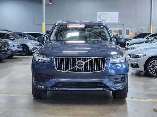 White 2020 Volvo XC90 T5 Momentum 7 Passenger