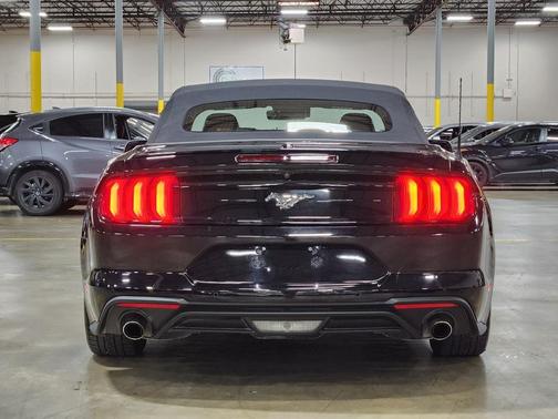 2021 Ford Mustang EcoBoost Premium