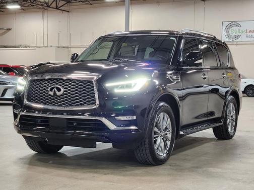 2022 INFINITI QX80 Luxe