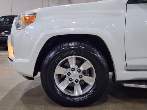 White 2013 Toyota 4Runner SR5