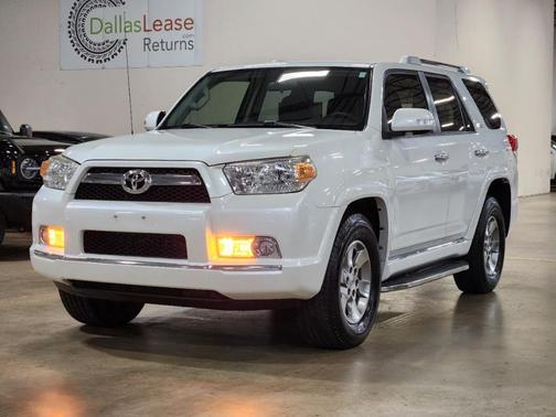 White 2013 Toyota 4Runner SR5