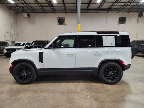 2024 Land Rover Defender P300
