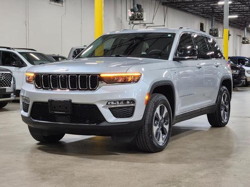 2022 Jeep Grand Cherokee 4xe Base
