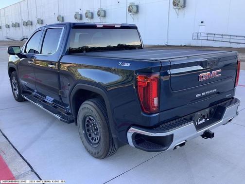 2023 GMC Sierra 1500 SLT