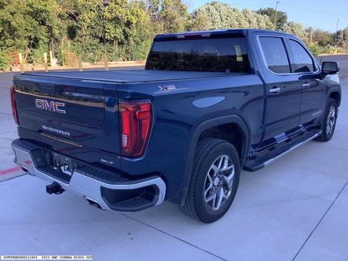 2023 GMC Sierra 1500 SLT