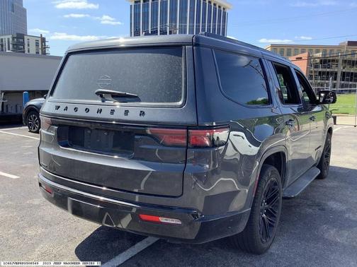2023 Jeep Wagoneer Series II