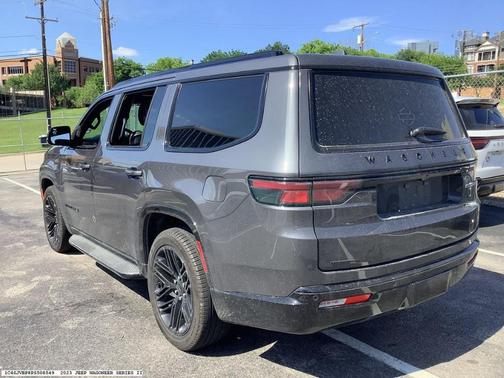 2023 Jeep Wagoneer Series II