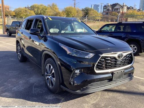 2023 Toyota Highlander XLE