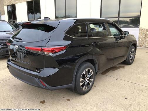 2022 Toyota Highlander XLE