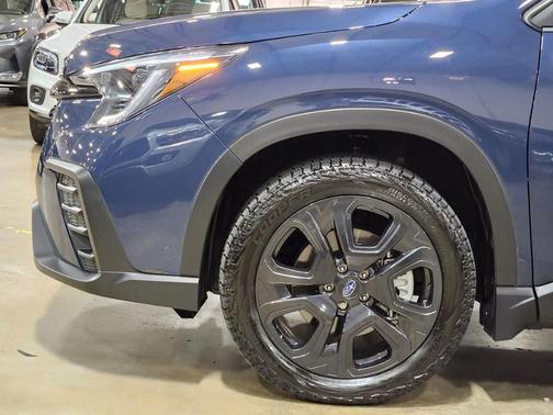 2025 Subaru Ascent Onyx Edition Touring