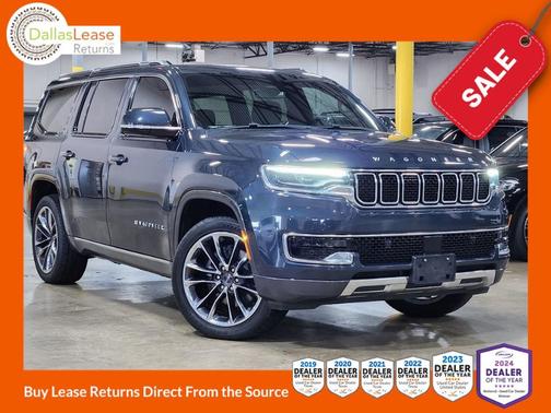 Gray 2022 Jeep Wagoneer Series III