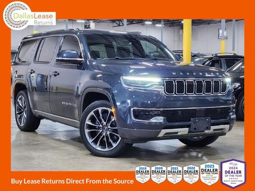 Gray 2022 Jeep Wagoneer Series III