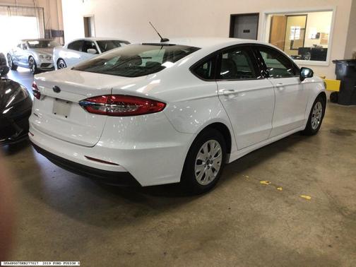 2019 Ford Fusion S