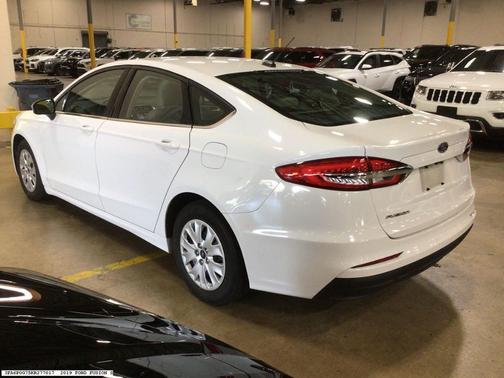 2019 Ford Fusion S
