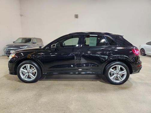 2022 Audi Q3 45 S line Premium Plus