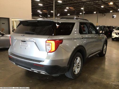 Silver 2022 Ford Explorer XLT