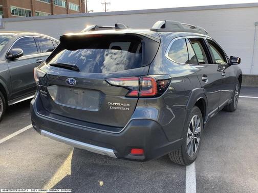 2023 Subaru Outback Touring XT
