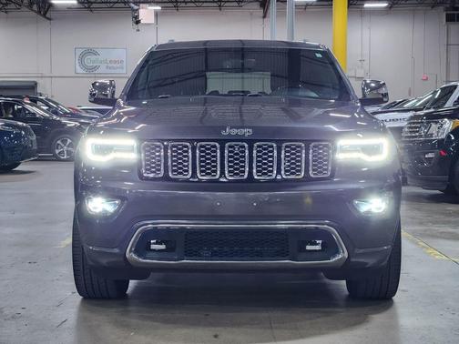 Gray 2018 Jeep Grand Cherokee Overland