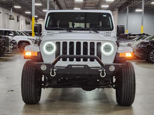 2021 Jeep Gladiator Sport