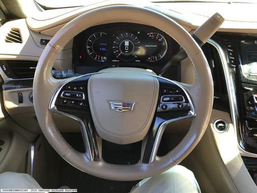 2019 Cadillac Escalade Platinum