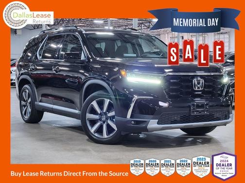 Black 2025 Honda Pilot Touring