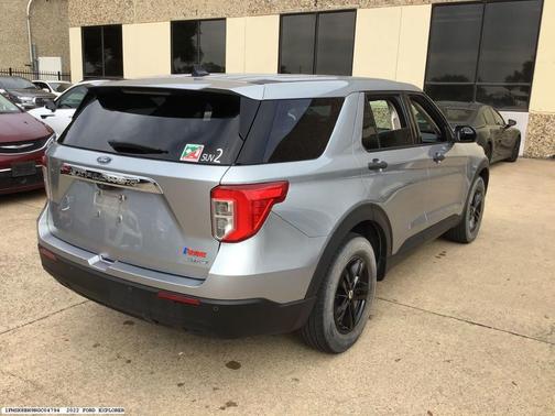 2022 Ford Explorer Base
