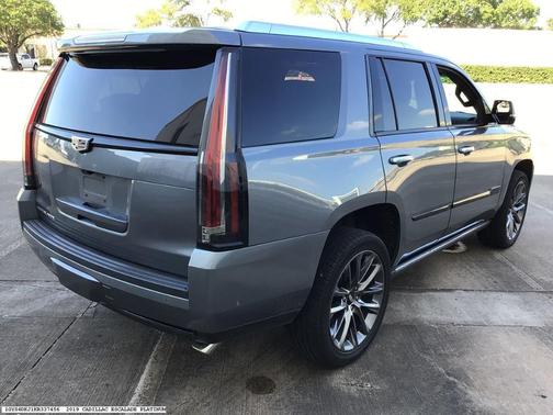 2019 Cadillac Escalade Platinum