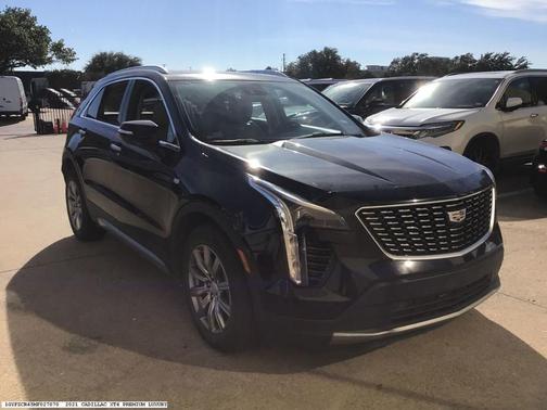 2021 Cadillac XT4 Premium Luxury