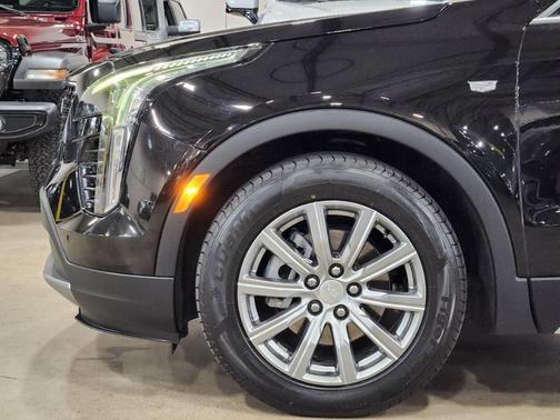 2021 Cadillac XT4 Premium Luxury