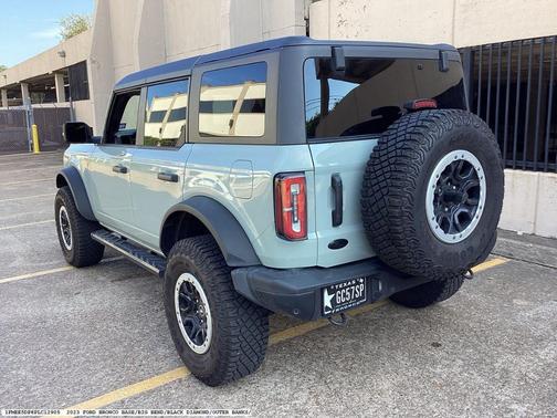 2023 Ford Bronco Badlands