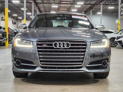 2015 Audi S8 4.0T quattro