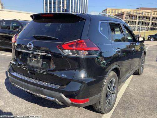 2018 Nissan Rogue SL