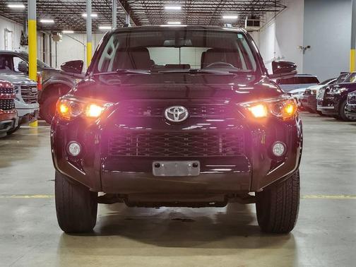 Black 2019 Toyota 4Runner SR5 Premium