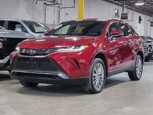 2022 Toyota Venza XLE